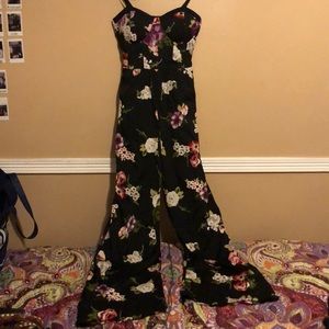 Black floral Rhomper